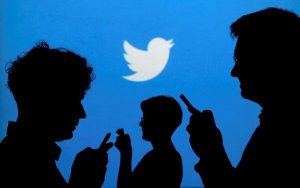 TWİTTER O ÖZELLİĞİNİN FİŞİNİ ÇEKİYOR!