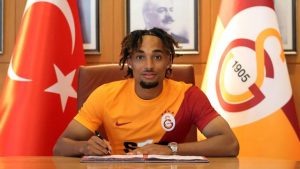 GALATASARAY SACHA BOEY İLE 4 YILLIK SÖZLEŞME İMZALADI