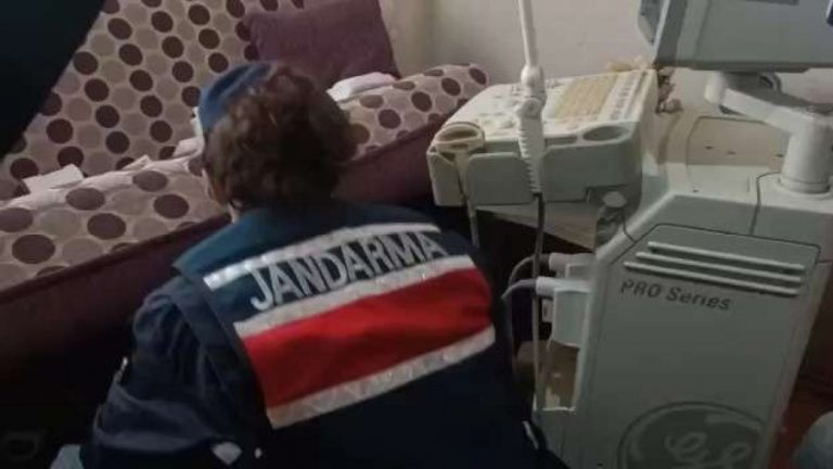 Kürtaj yapan sahte doktor yakalandı