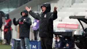 Sergen Yalçın cezalı duruma düştü