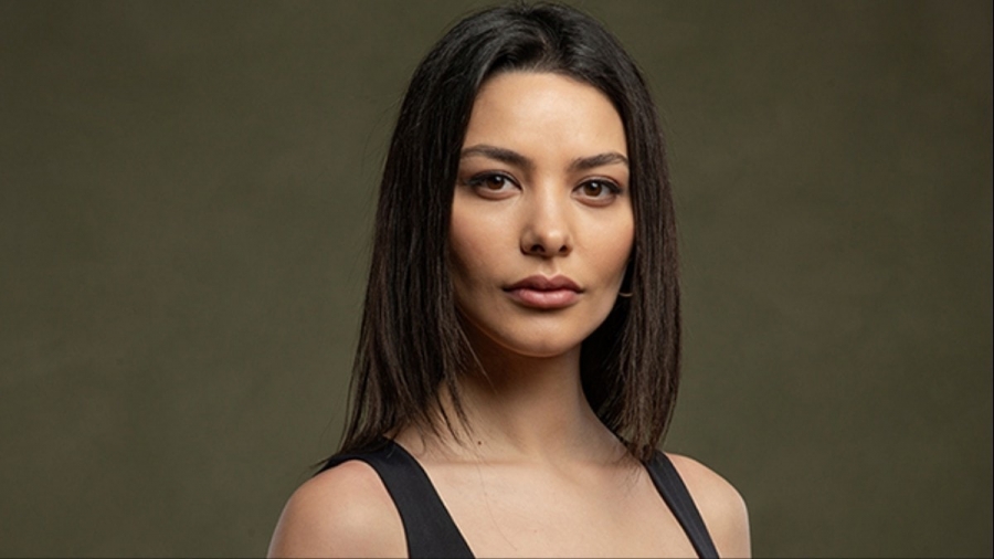 HAZAL FİLİZ KÜÇÜKKÖSE ALIŞVERİŞ MERKEZİNDE GÖRÜNTÜLENDİ