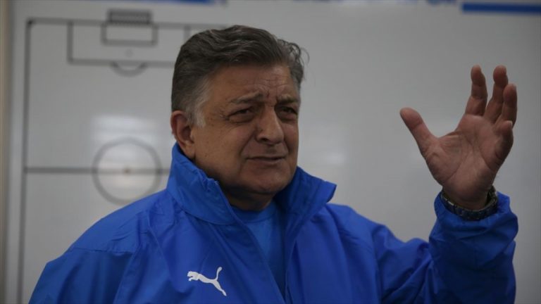 Bir Futbol Seyyahı Yılmaz Vural
