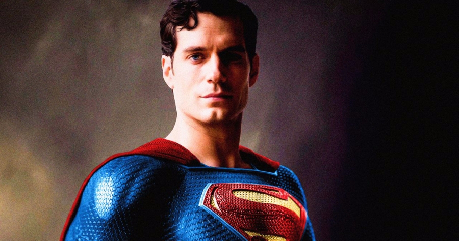 SUPERMAN SEVGİLİSİYLE SATRANÇ OYNUYOR