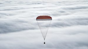 6 Ay sonra dünyaya döndüler