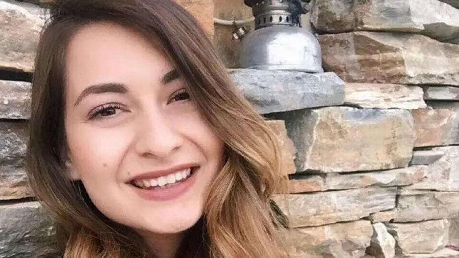 ders esnasında beyin kanaması geçiren öğretmen yaşamını yitirdi