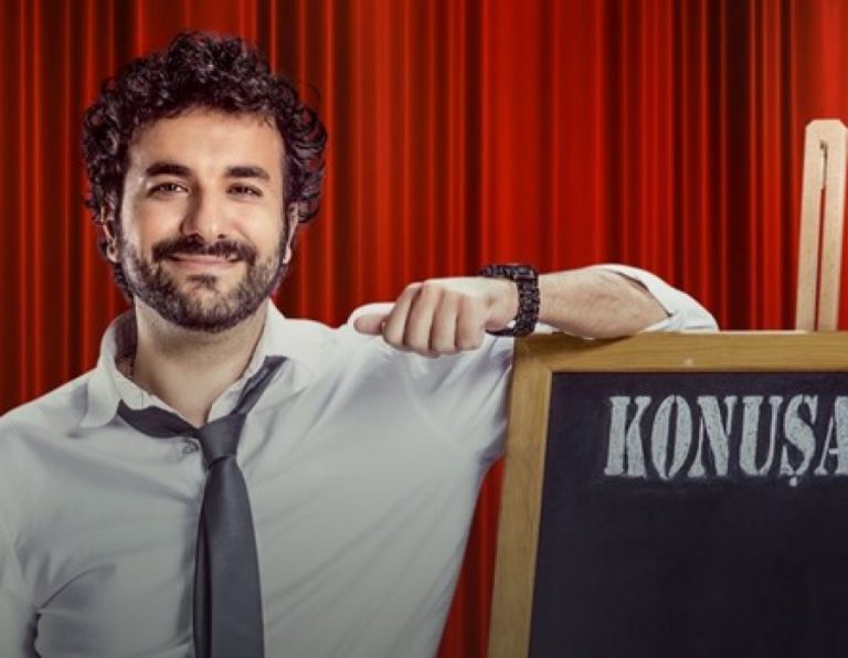 Komedyenliğe başlaması bir mecburiyetti!