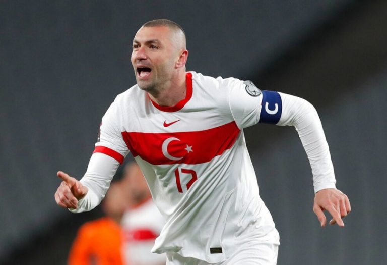 Burak Yılmaz: Transfer duyumları yanlış