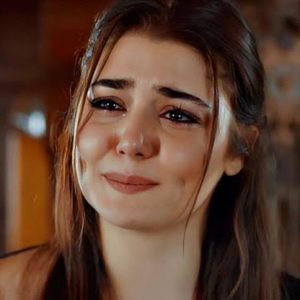 Hande Erçel: “İlham kaynağım, pudra kokulum”