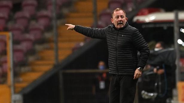 Sergen Yalçın: Hakem Superman galiba! Görmesinin ihtimali yok – Sözcü  Gazetesi