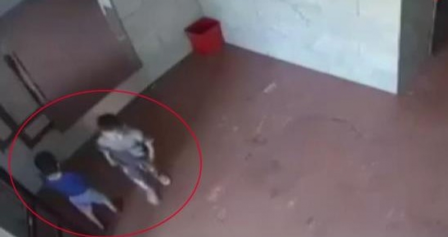 çocuklar füzelerin hedefi olmaktan kıl payı kurtuldular