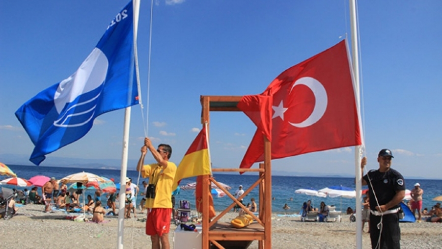 Mavi Bayraklarla Donattık Ülkemizi