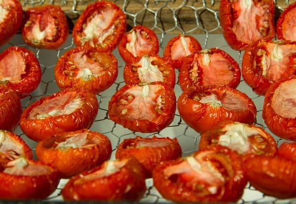 Her gün 1 fincan kuru domates tüketmenin faydaları - Sağlıklı Beslenme