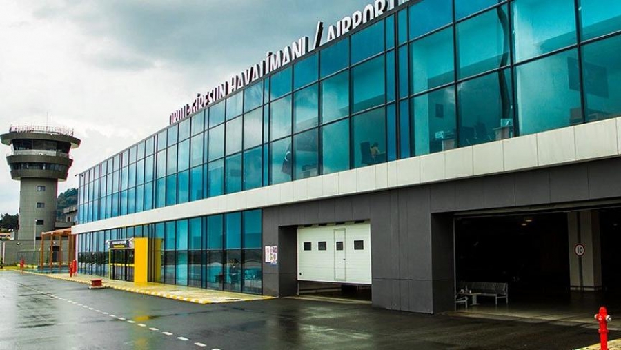 uçuşunu engellemek için bomba ihbarında bulunmuş