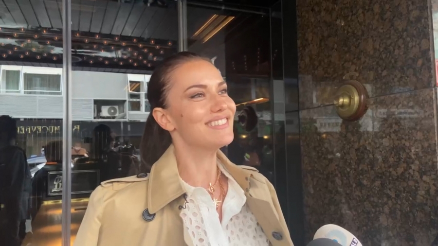 İYİ Kİ DOĞDUN FAHRİYE EVCEN