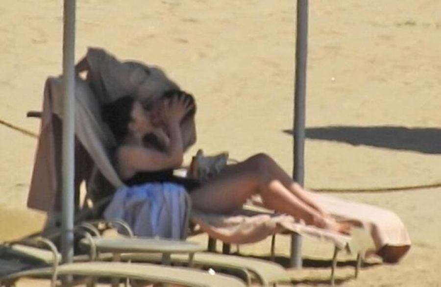 NURGÜL YEŞİLÇAY AŞKA GELDİ!