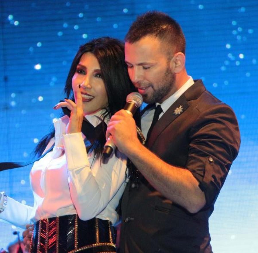 HANDE YENER VE BERKSAN ARASINDA FLAŞ GELİŞME!