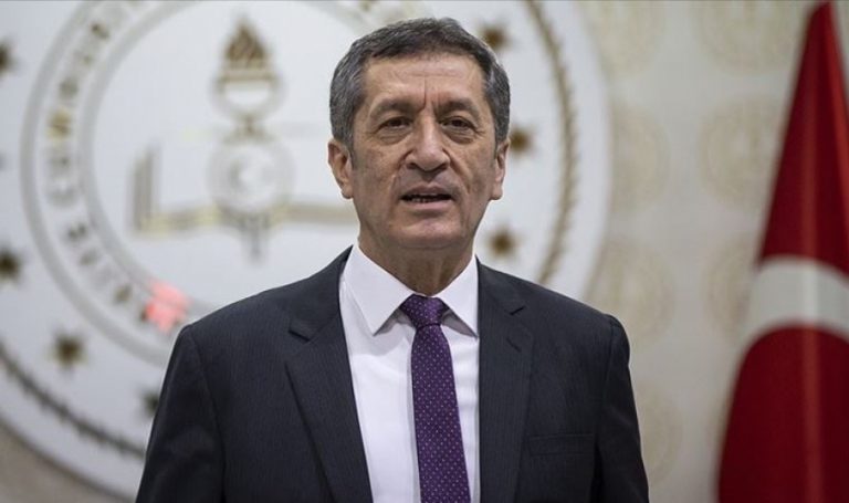 BAKAN SELÇUK’TAN TELAFİ EĞİTİMİ AÇIKLAMASI!
