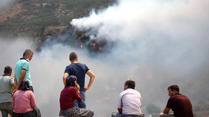 BAKAN PAKDEMİRLİ SON DURUMU AÇIKLADI: 2 YANGIN KONTROL ALTINA ALINDI