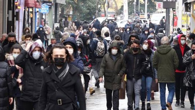 PANDEMİNİN BİTECEĞİ TARİHİ AÇIKLADI! İŞTE HERKESİN BEKLEDİĞİ HABER