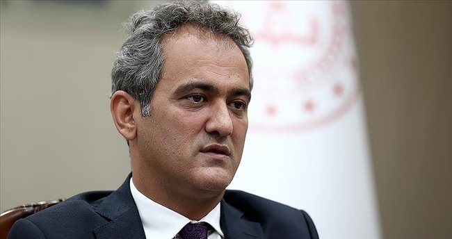 BAKAN ÖZER’DEN AÇIKLAMA… OKULLAR KAPANACAK MI?