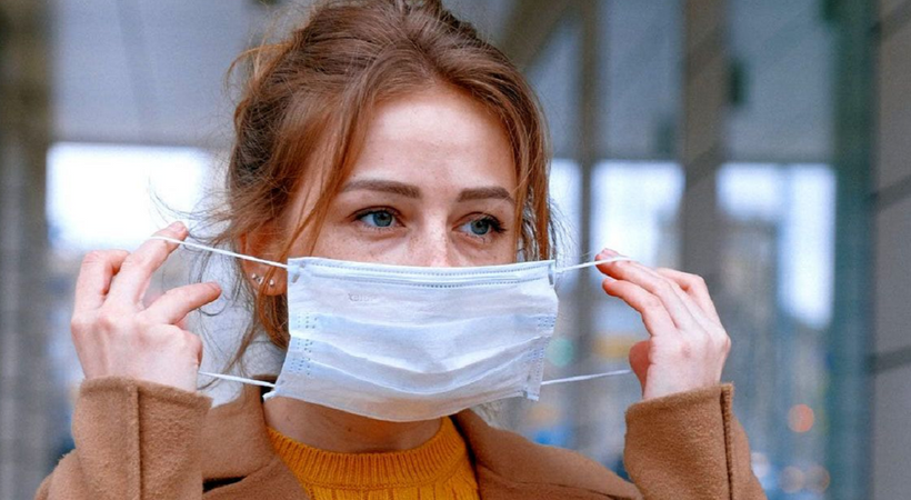 Açık Havada Maskesini Çıkaranlara Kötü Haber!