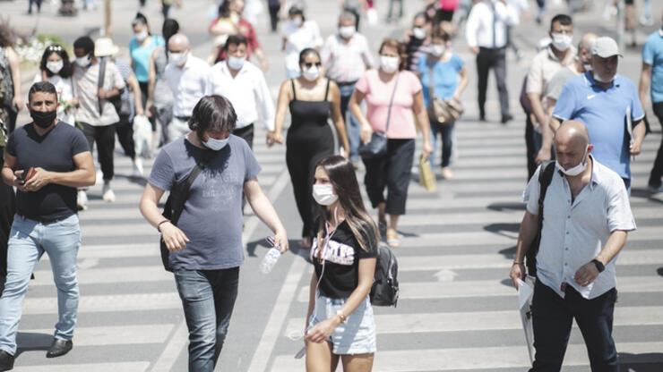 Omicron Beklenen Mutasyon Mu? Bilim Kurulu Üyeleri Açıkladı