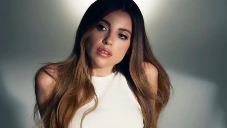 Ezgi Eyüboğlu: Kimin Ne Düşündüğünün Önemi Yok