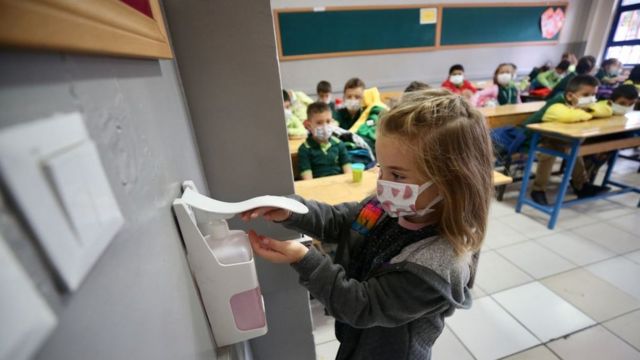 “Okullarda, Çocuklar Arasında Koronavirüs Vakaları Artabilir!”