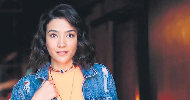 Aybüke Pusat’ın Başı Ev Sahibiyle Belaya Girdi