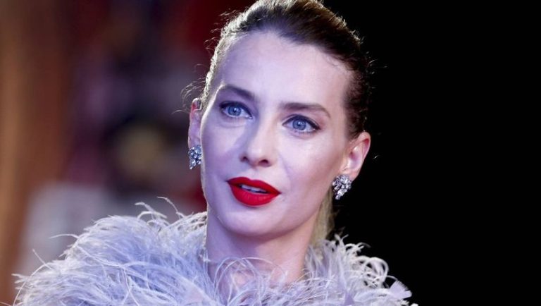 Tuba Ünsal: Namaz Kılmaya Başladım