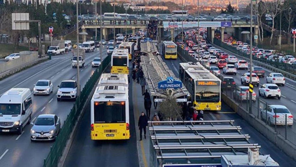 İstanbul’da Ulaşıma Yüzde 40 Zam! İşte Yeni Ücretler…