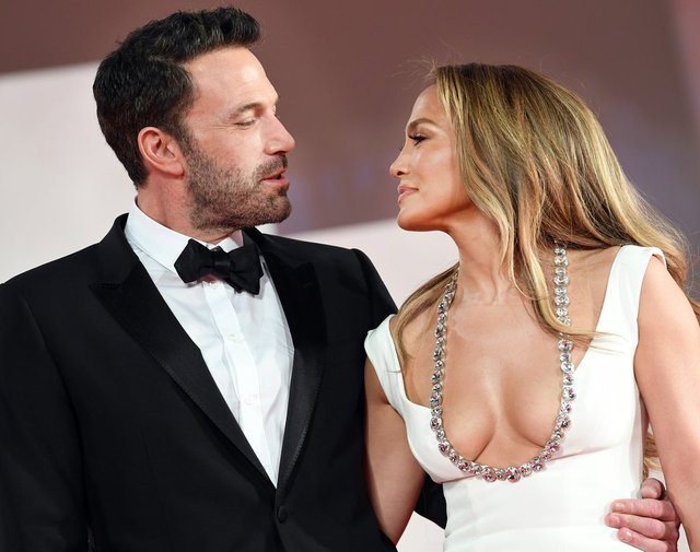 Jennifer Lopez ile Ben Affleck Yıllar Sonra Yine Nişanlandı!