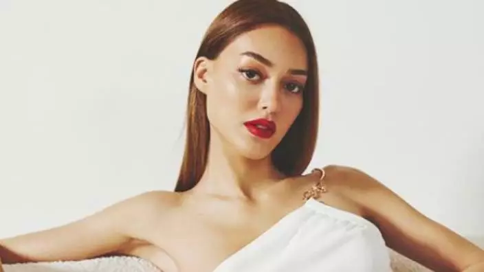 Dilan Çiçek Deniz Cannes’da Onur Konuğu
