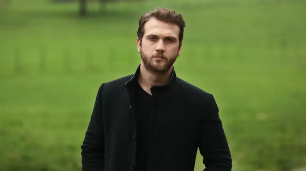 Aras Bulut İynemli’nin Atatürk Rolü İçin Alacağı Ücret Belli Oldu