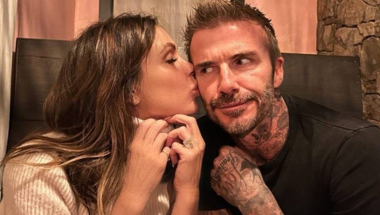 David-Victoria Beckham Çifti: 23 Yıllık Evliliğimizi Kutluyoruz