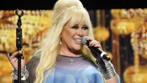 Zerrin Özer, Sahnelere Geri Döndü!