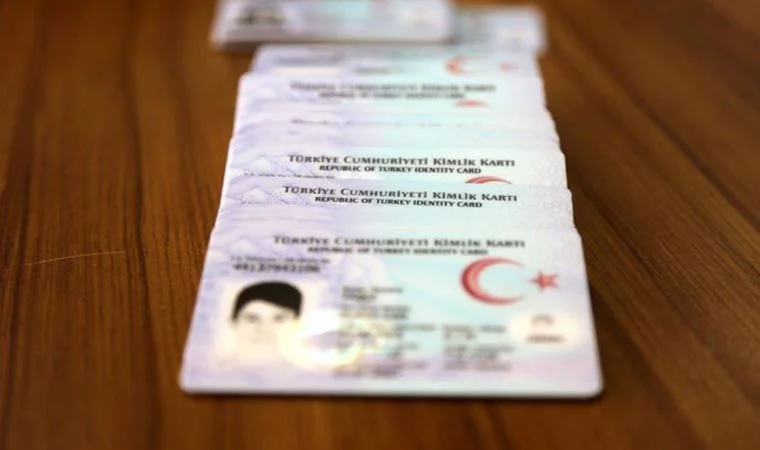 Hukukçular Uyardı: İsmini Değiştirmek İsteyenler Dikkat…